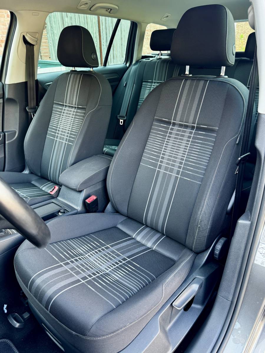 Volkswagen Golf VOLKSWAGEN GOLF Variant Lounge 1.4 TSI·Camera·Trekhaak·Stoelverw.·Cruise·Xenon