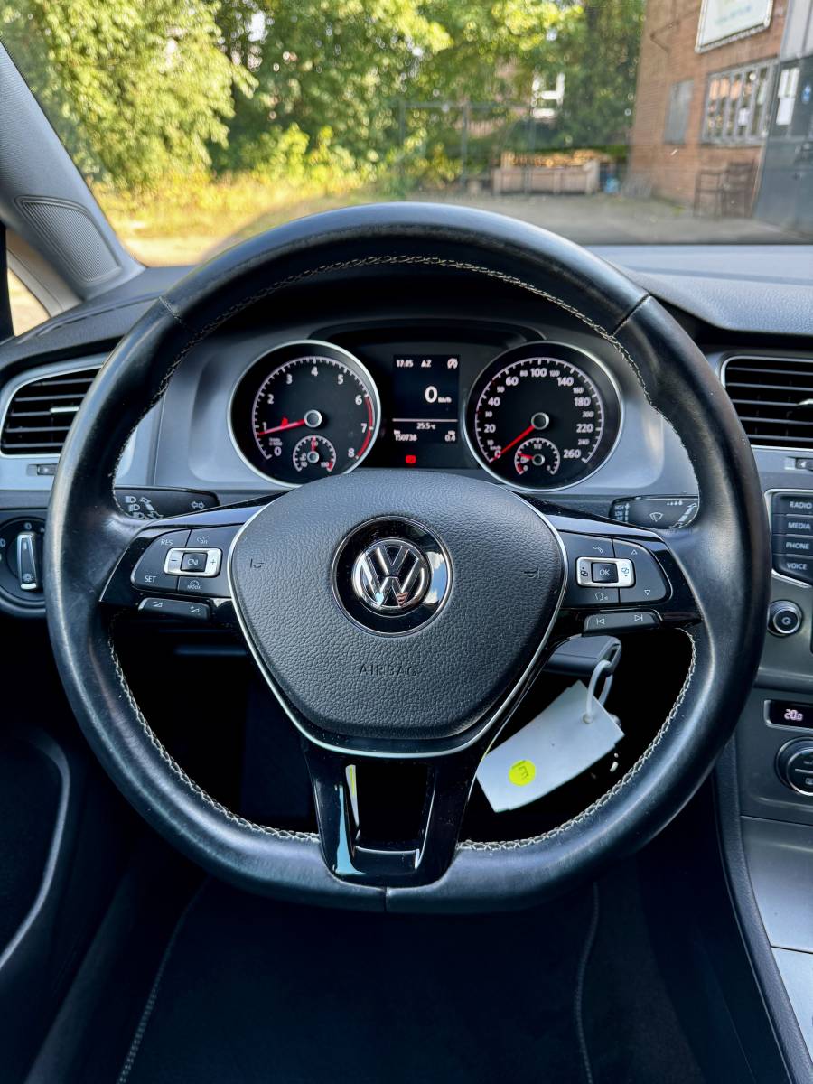Volkswagen Golf VOLKSWAGEN GOLF Variant Lounge 1.4 TSI·Camera·Trekhaak·Stoelverw.·Cruise·Xenon