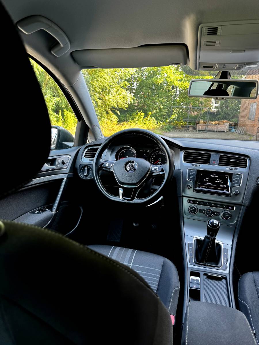 Volkswagen Golf VOLKSWAGEN GOLF Variant Lounge 1.4 TSI·Camera·Trekhaak·Stoelverw.·Cruise·Xenon