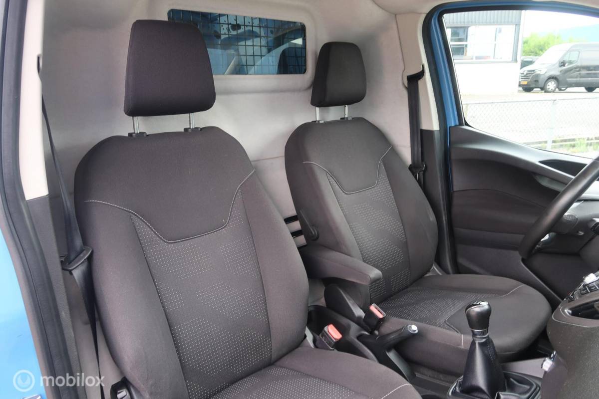 Ford Transit Courier Ford Transit Courier BENZINE, MARGE AUTO, BTW VRIJ 100 PK