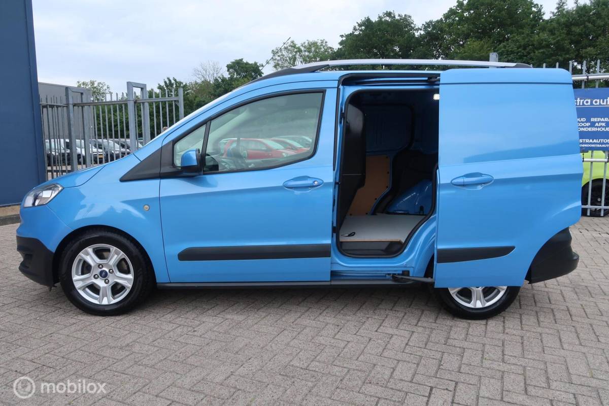 Ford Transit Courier Ford Transit Courier BENZINE, MARGE AUTO, BTW VRIJ 100 PK