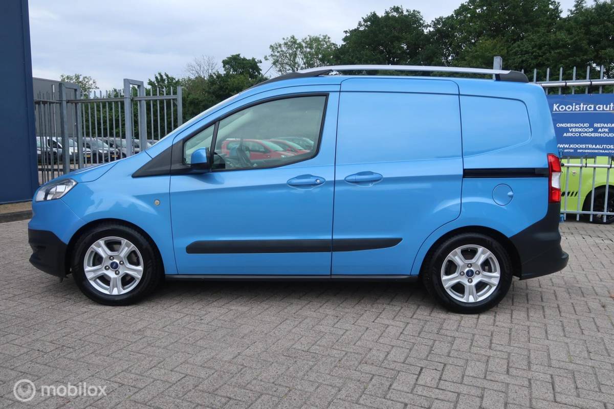 Ford Transit Courier Ford Transit Courier BENZINE, MARGE AUTO, BTW VRIJ 100 PK