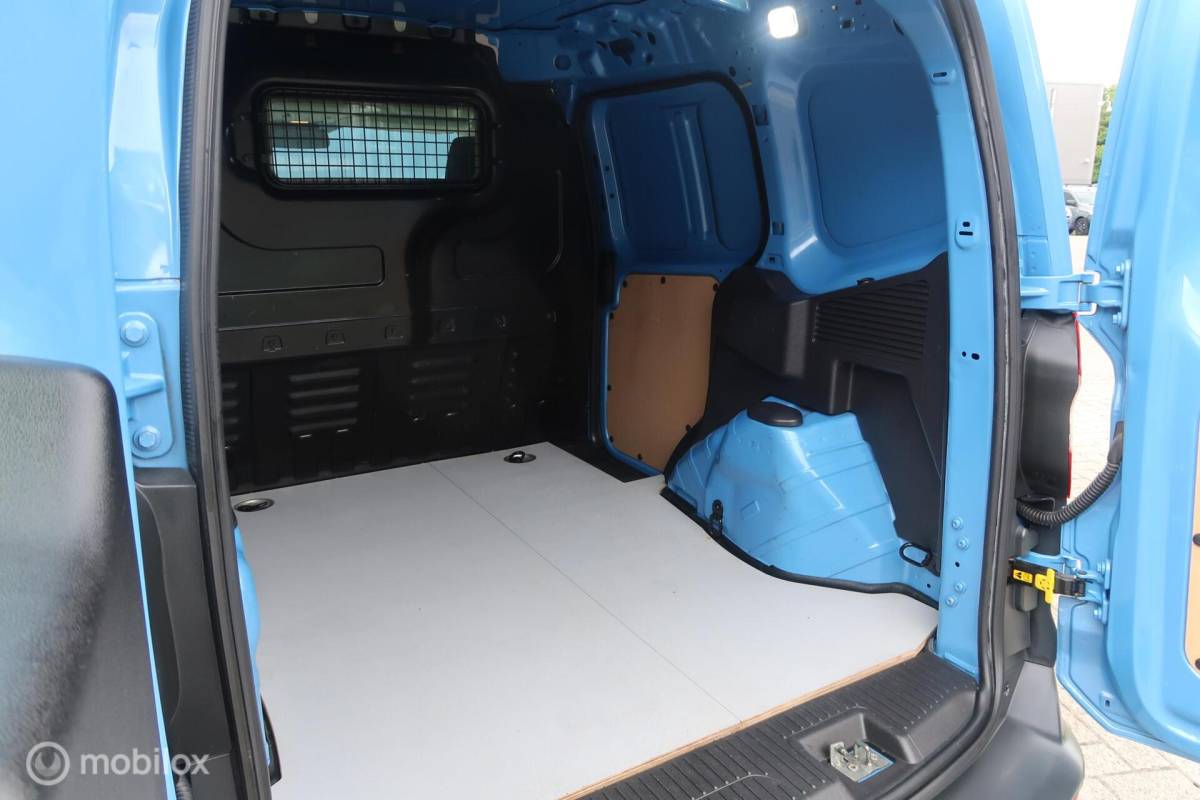 Ford Transit Courier Ford Transit Courier BENZINE, MARGE AUTO, BTW VRIJ 100 PK