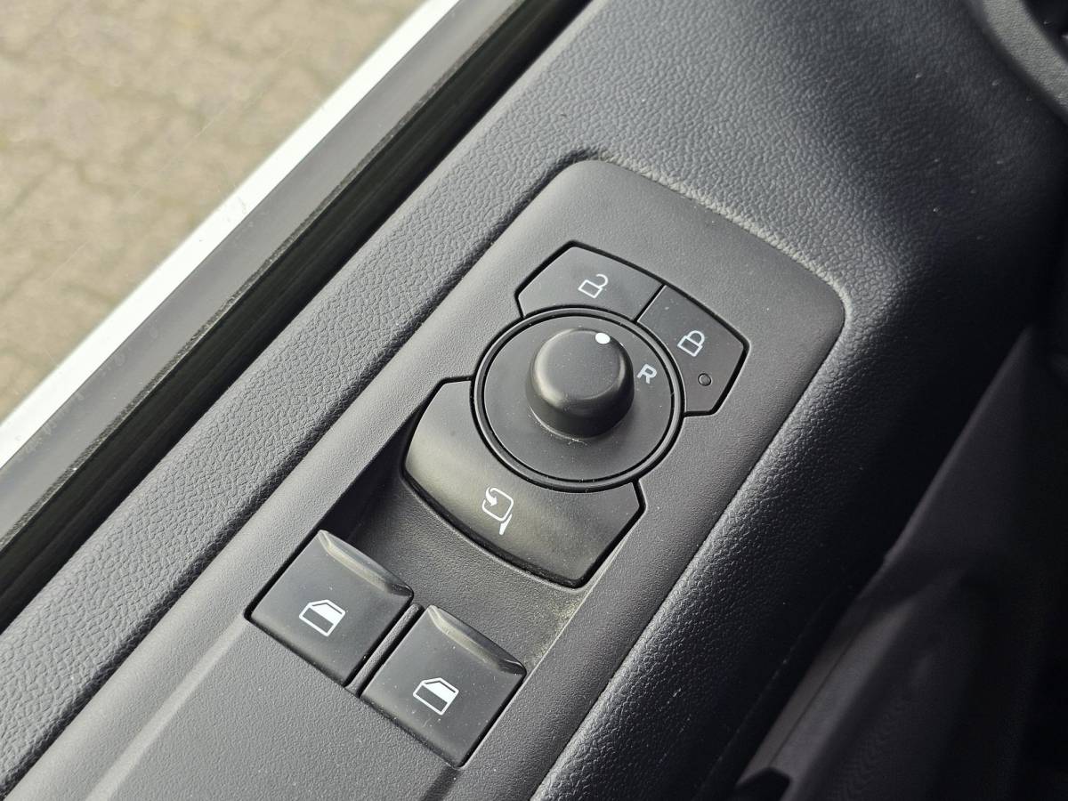 Ford Transit Custom Ford Transit Custom 320 2.0 TDCI L1H1 Trend 136pk | AWD | 4×4 | Adaptieve cruise control | Achteruitrijcamera | Navigatiesysteem |