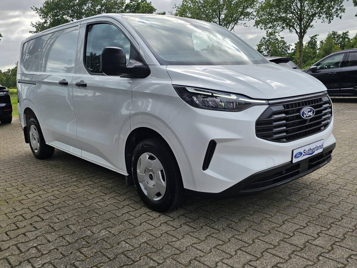 Ford Transit Custom Ford Transit Custom 320 2.0 TDCI L1H1 Trend 136pk | AWD | 4×4 | Adaptieve cruise control | Achteruitrijcamera | Navigatiesysteem |