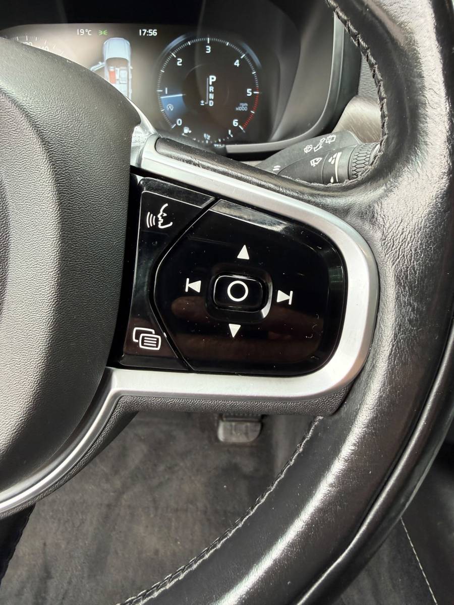 Volvo V90 Volvo V90 Cross Country 2.0 D4 Pro AWD / Zeer netjes!