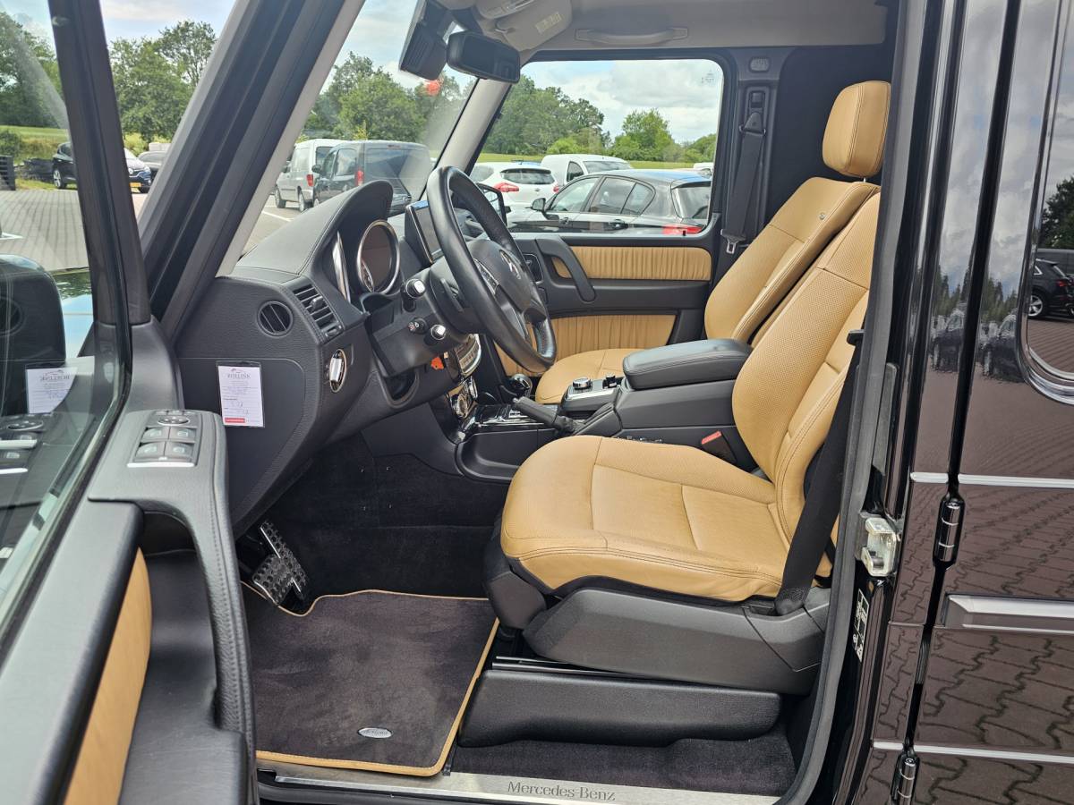 Mercedes-Benz G-Klasse Mercedes-Benz G-klasse 350 BLUETEC 211PK | Distronic | Schuif/kantel dak | Designo | Stoelverwarming/verkoeling | Stuurverw. | Trekhaak | Elek. stoelen + memory | Camera | Standverwarming | Grijs kenteken | Vol |