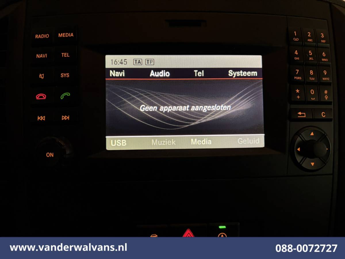 Mercedes-Benz Vito Mercedes-Benz Vito 116 CDI 164pk L2H1 Euro6 Airco | Camera | Navigatie | Cruisecontrol | Stoelverwarming Bijrijdersbank, Achterklep