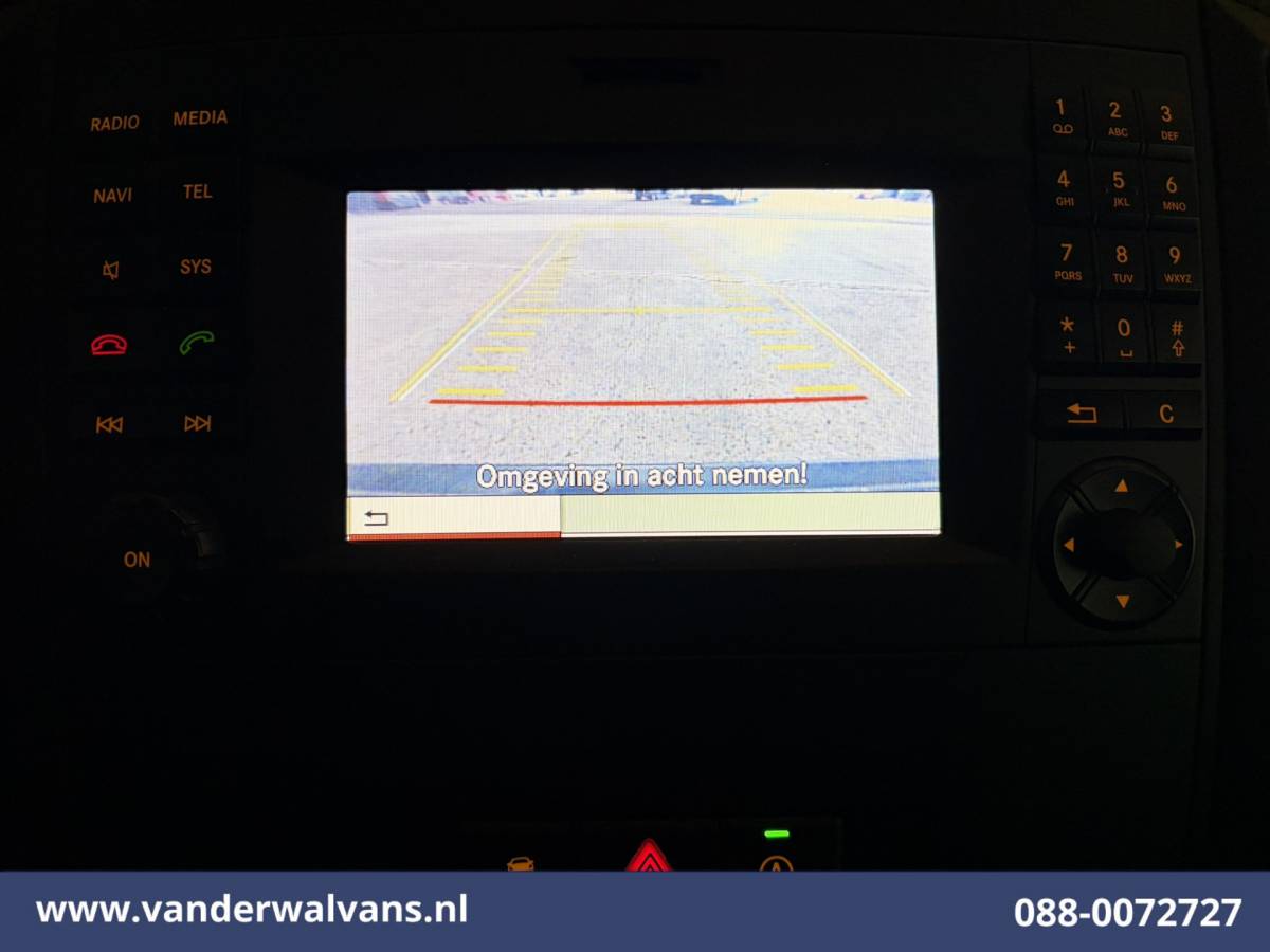 Mercedes-Benz Vito Mercedes-Benz Vito 116 CDI 164pk L2H1 Euro6 Airco | Camera | Navigatie | Cruisecontrol | Stoelverwarming Bijrijdersbank, Achterklep