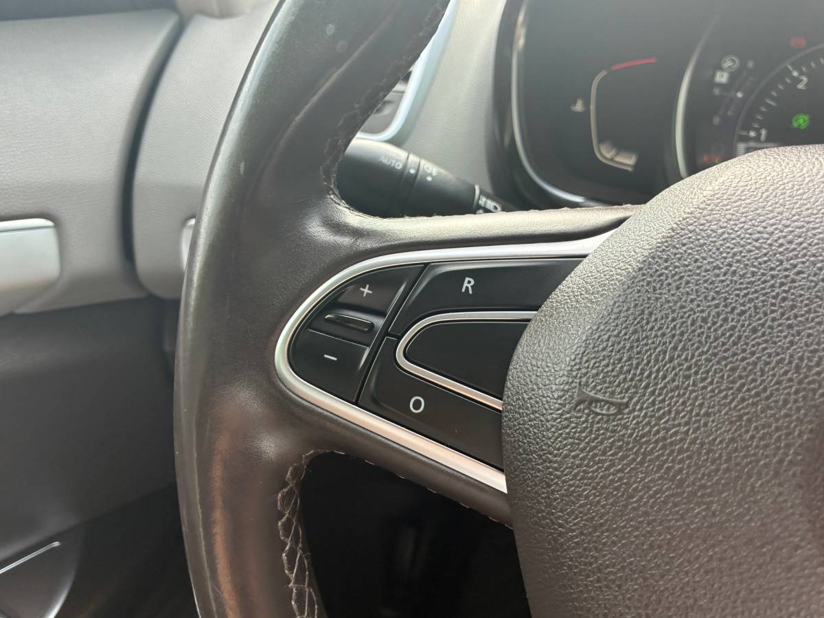 Renault Espace Renault Espace 1.6 dCi Dynamique 7p. | Automaat + Schuif/kantel dak + Clima + Cruise nu € 7.975,-!!!