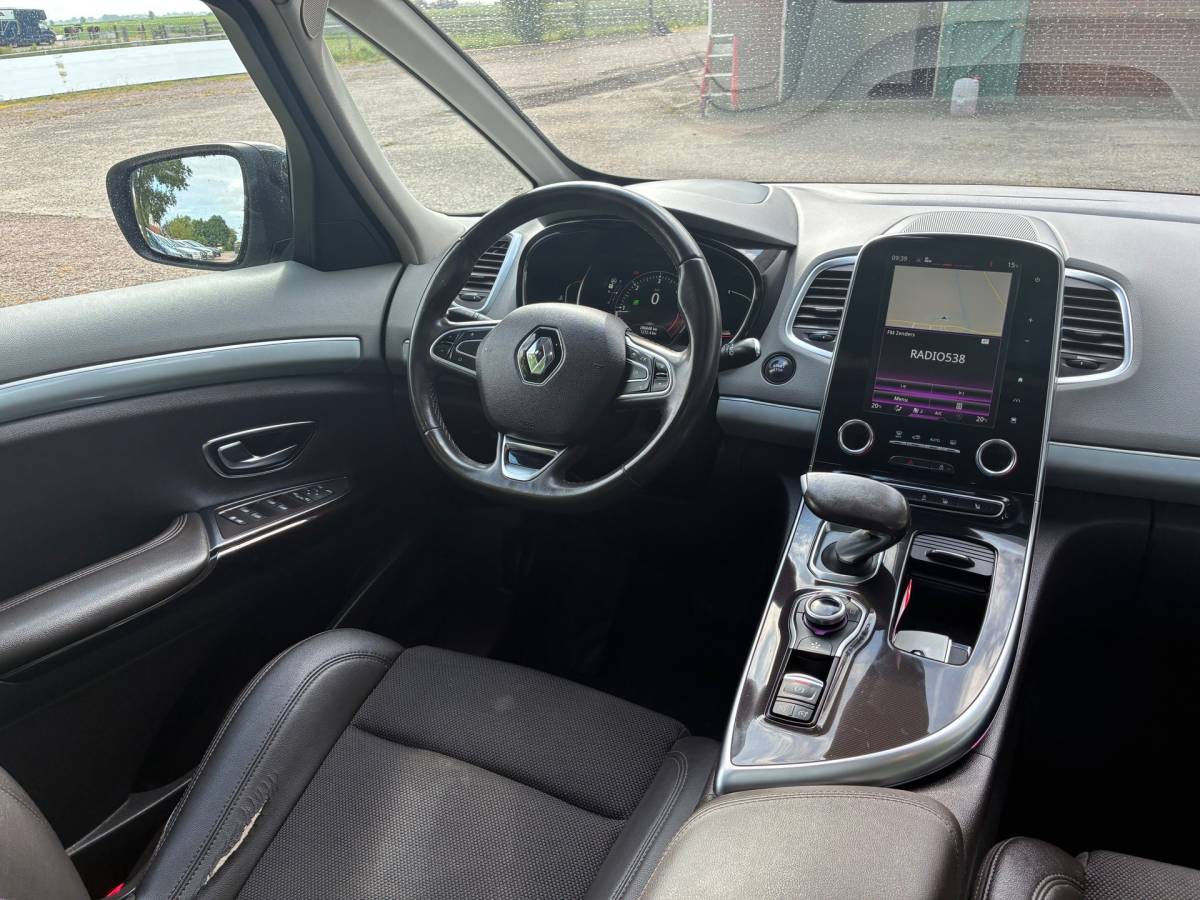 Renault Espace Renault Espace 1.6 dCi Dynamique 7p. | Automaat + Schuif/kantel dak + Clima + Cruise nu € 7.975,-!!!