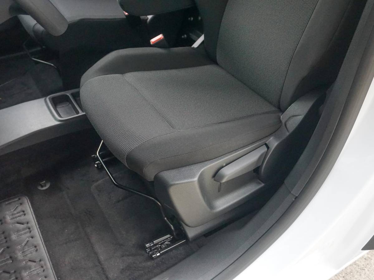 Opel Combo-e Opel Combo Electric L2 50kWh | 0% rente | camera | Apple Carplay/Android Auto  | laadruimtebetimmering | Comfort stoelen | rijklaarprijs