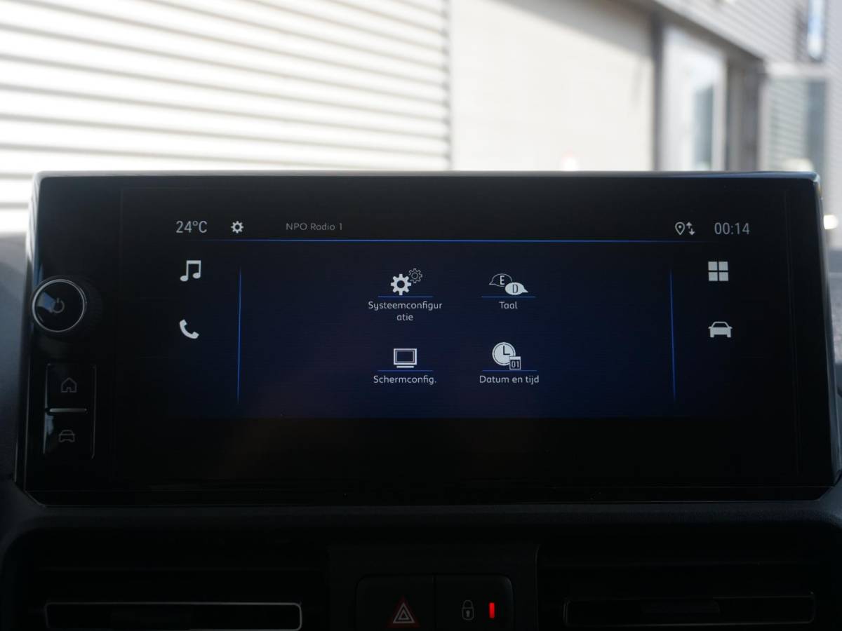 Opel Combo-e Opel Combo Electric L2 50kWh | camera | Apple Carplay/Android Auto  | laadruimtebetimmering | Comfort stoelen | rijklaarprijs