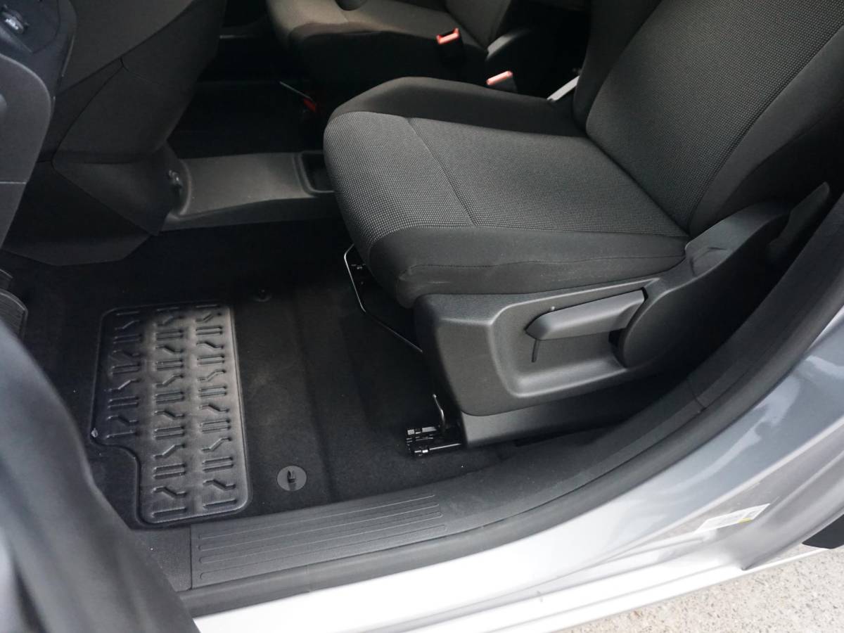 Opel Combo-e Opel Combo Electric L2 50kWh | camera | Apple Carplay/Android Auto  | laadruimtebetimmering | Comfort stoelen | rijklaarprijs