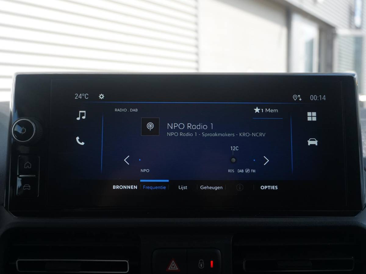 Opel Combo-e Opel Combo Electric L2 50kWh | camera | Apple Carplay/Android Auto  | laadruimtebetimmering | Comfort stoelen | rijklaarprijs