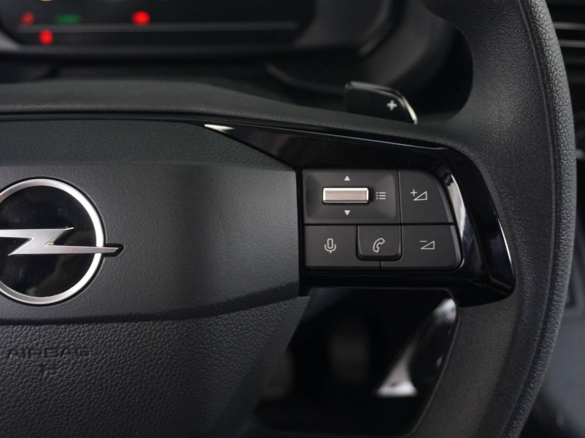 Opel Combo-e Opel Combo Electric L2 50kWh | camera | Apple Carplay/Android Auto  | laadruimtebetimmering | Comfort stoelen | rijklaarprijs