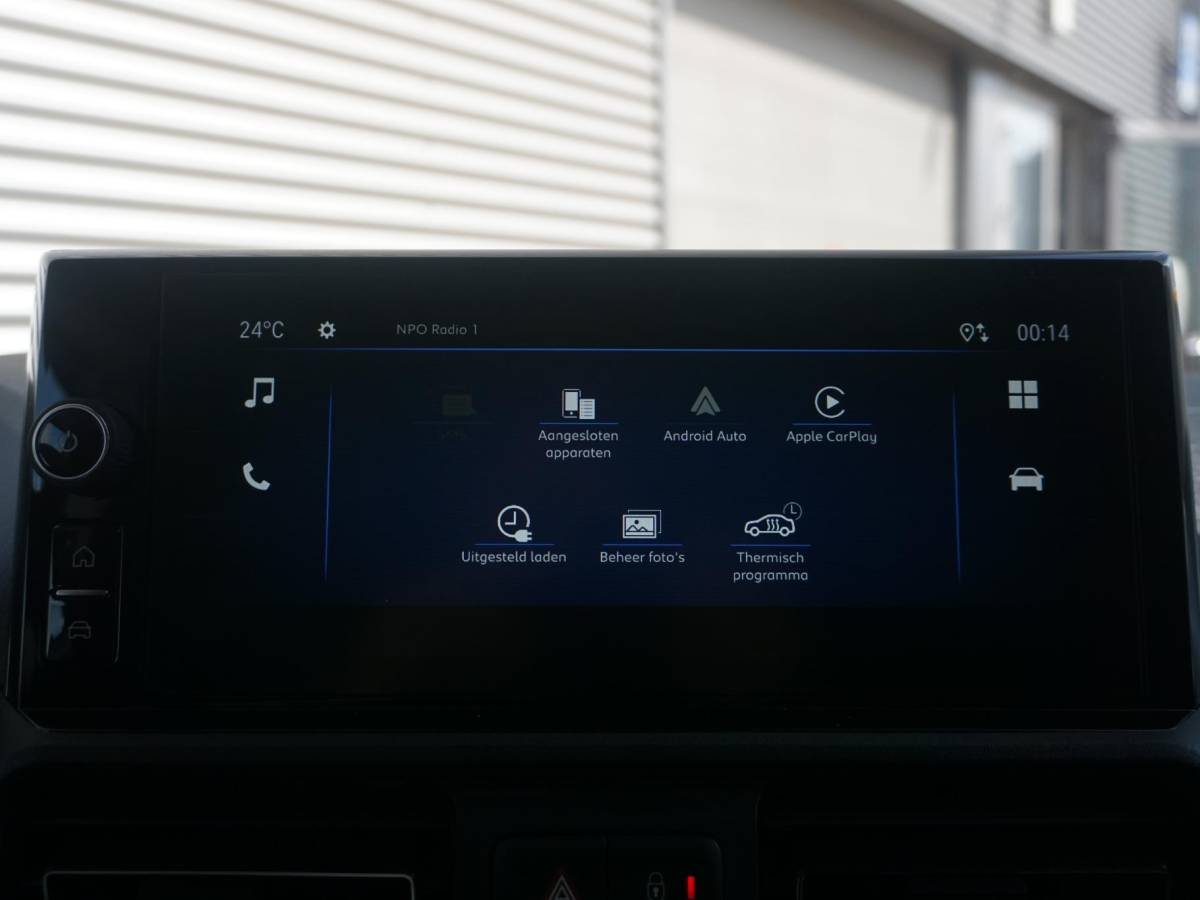Opel Combo-e Opel Combo Electric L2 50kWh | 0% rente | camera | Apple Carplay/Android Auto  | laadruimtebetimmering | Comfort stoelen | rijklaarprijs