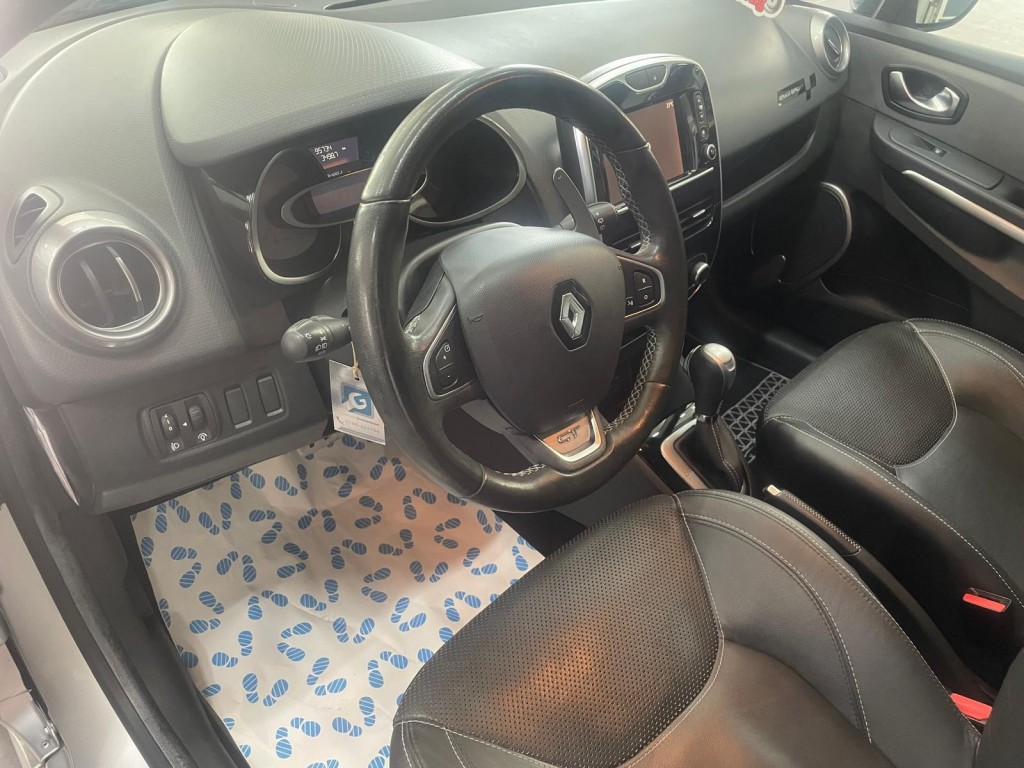 Renault Clio Renault Clio 1.2 GT R-Link Automaat  (Distributie vervangen!) Zeer nette auto!