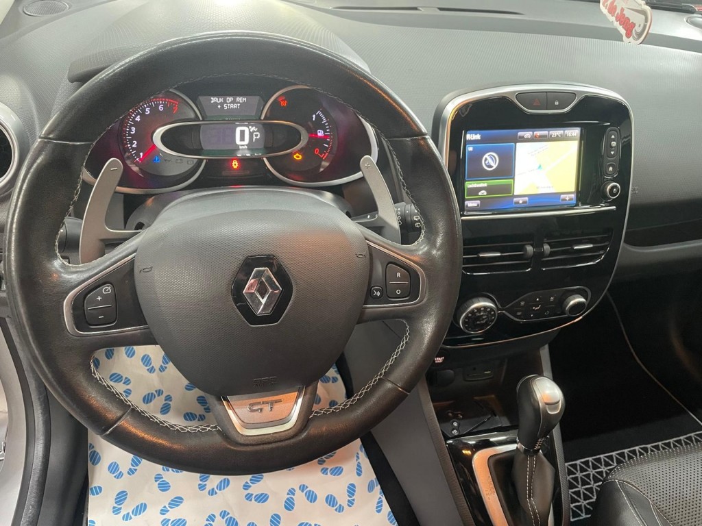Renault Clio Renault Clio 1.2 GT R-Link Automaat  (Distributie vervangen!) Zeer nette auto!