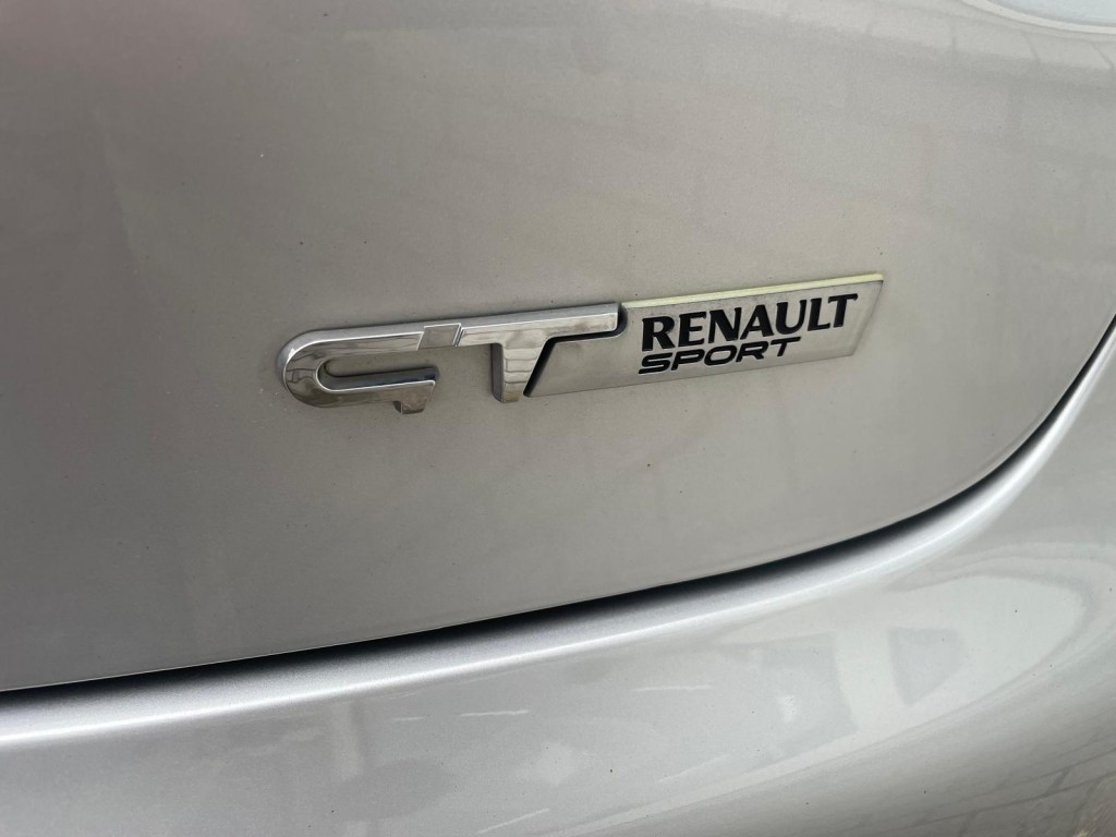 Renault Clio Renault Clio 1.2 GT R-Link Automaat  (Distributie vervangen!) Zeer nette auto!