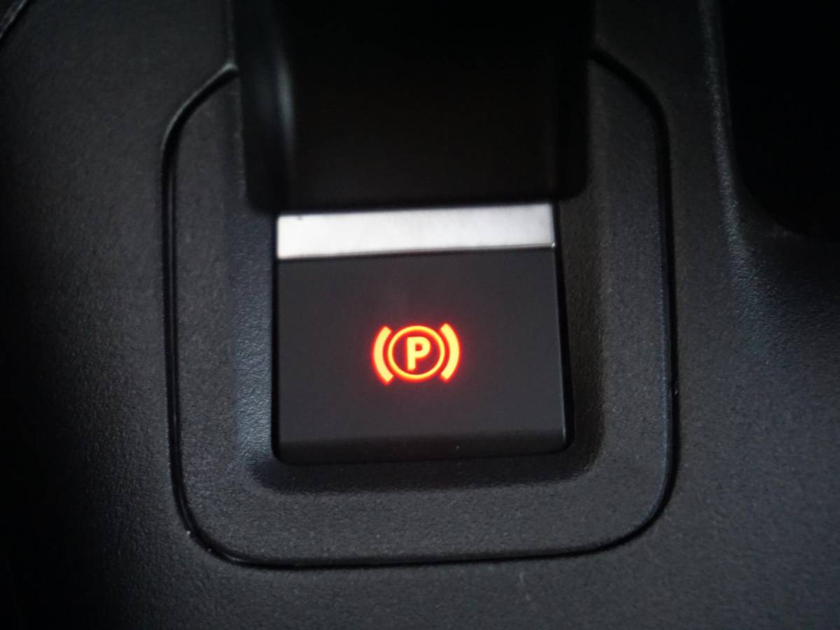 Peugeot e-Partner Peugeot e-Partner L2 50 kWh | tot 8 jaar garantie | camera | Apple Carplay | laadruimtebetimmering | ECO LED koplampen | Comfort stoel | rijklaarprijs
