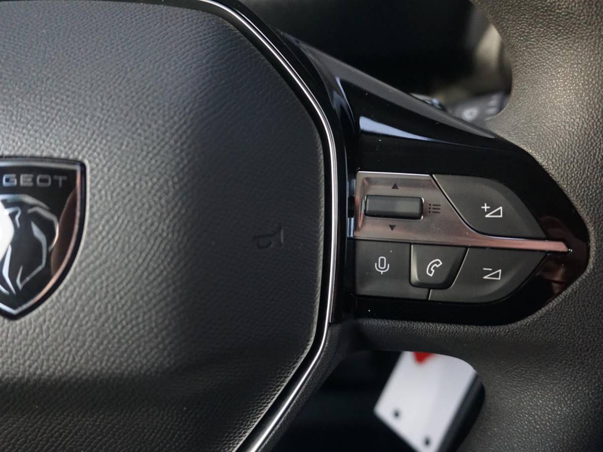 Peugeot e-Partner Peugeot e-Partner L2 50 kWh | tot 8 jaar garantie | camera | Apple Carplay | laadruimtebetimmering | ECO LED koplampen | Comfort stoel | rijklaarprijs