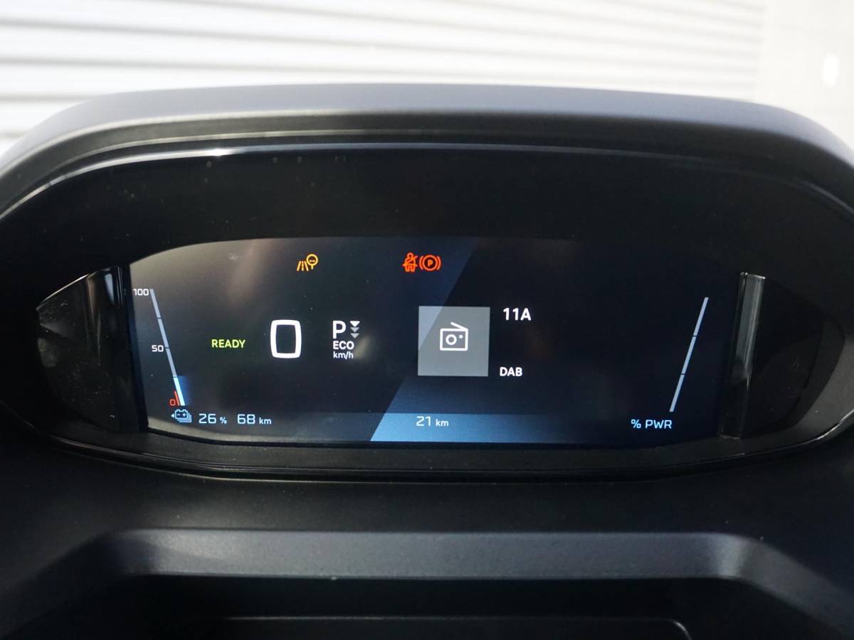 Peugeot e-Partner Peugeot e-Partner L2 50 kWh | 8 jaar garantie | camera | Apple Carplay/Android Auto | laadruimtebetimmering | Comfort stoelen | rijklaarprijs