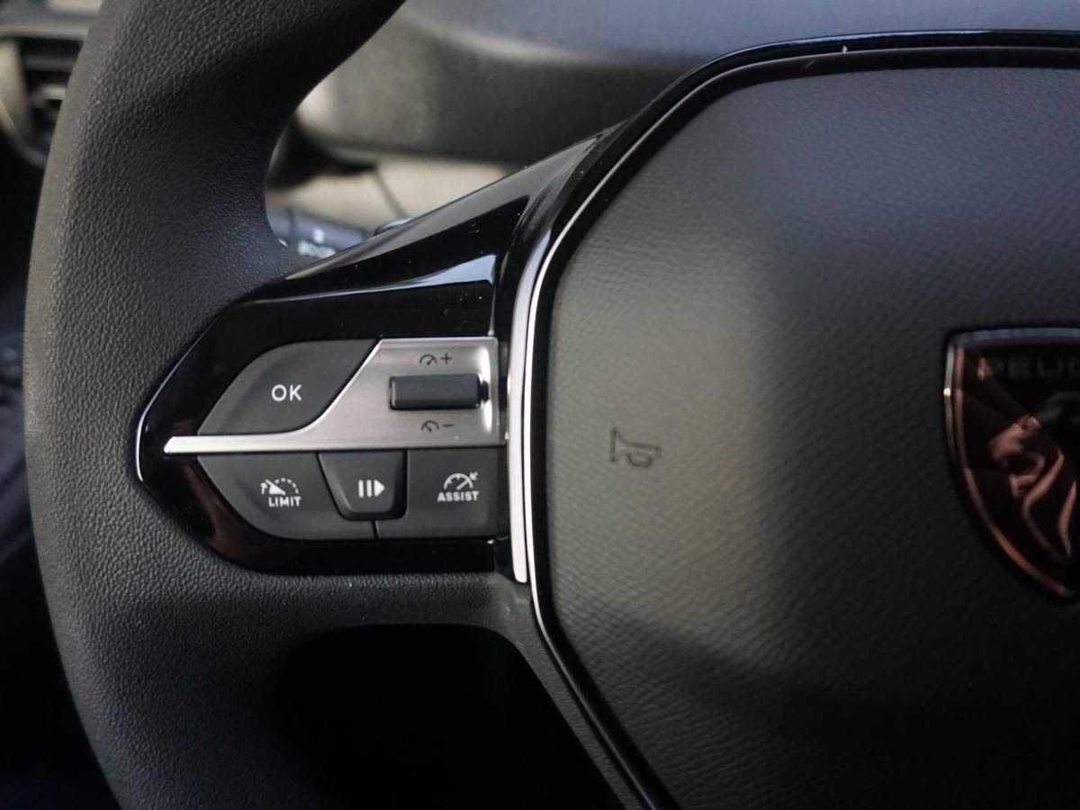 Peugeot e-Partner Peugeot e-Partner L2 50 kWh | 8 jaar garantie | camera | Apple Carplay/Android Auto | laadruimtebetimmering | Comfort stoelen | rijklaarprijs