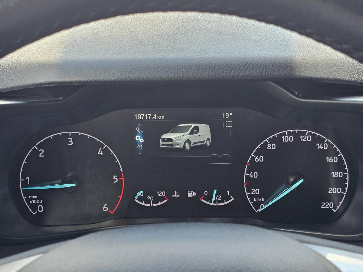 Ford Transit Connect Ford Transit Connect 1.5 EcoBlue L2 Trend 3 zitplaatsen | Navigatie | Achteruitrijcamera | Cruise control | Originele zomerset wordt nog gemonteerd