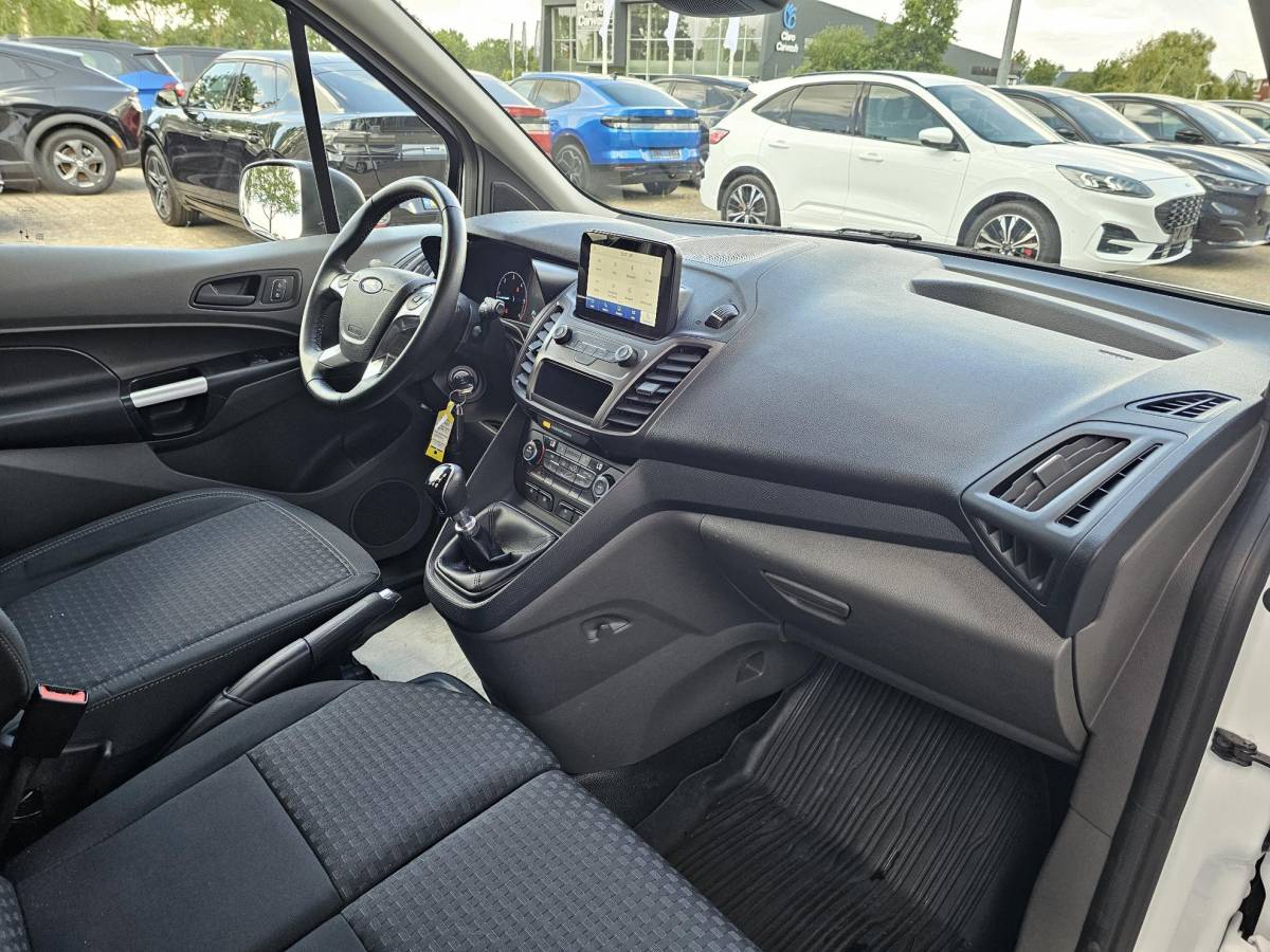 Ford Transit Connect Ford Transit Connect 1.5 EcoBlue L2 Trend 3 zitplaatsen | Navigatie | Achteruitrijcamera | Cruise control | Originele zomerset wordt nog gemonteerd