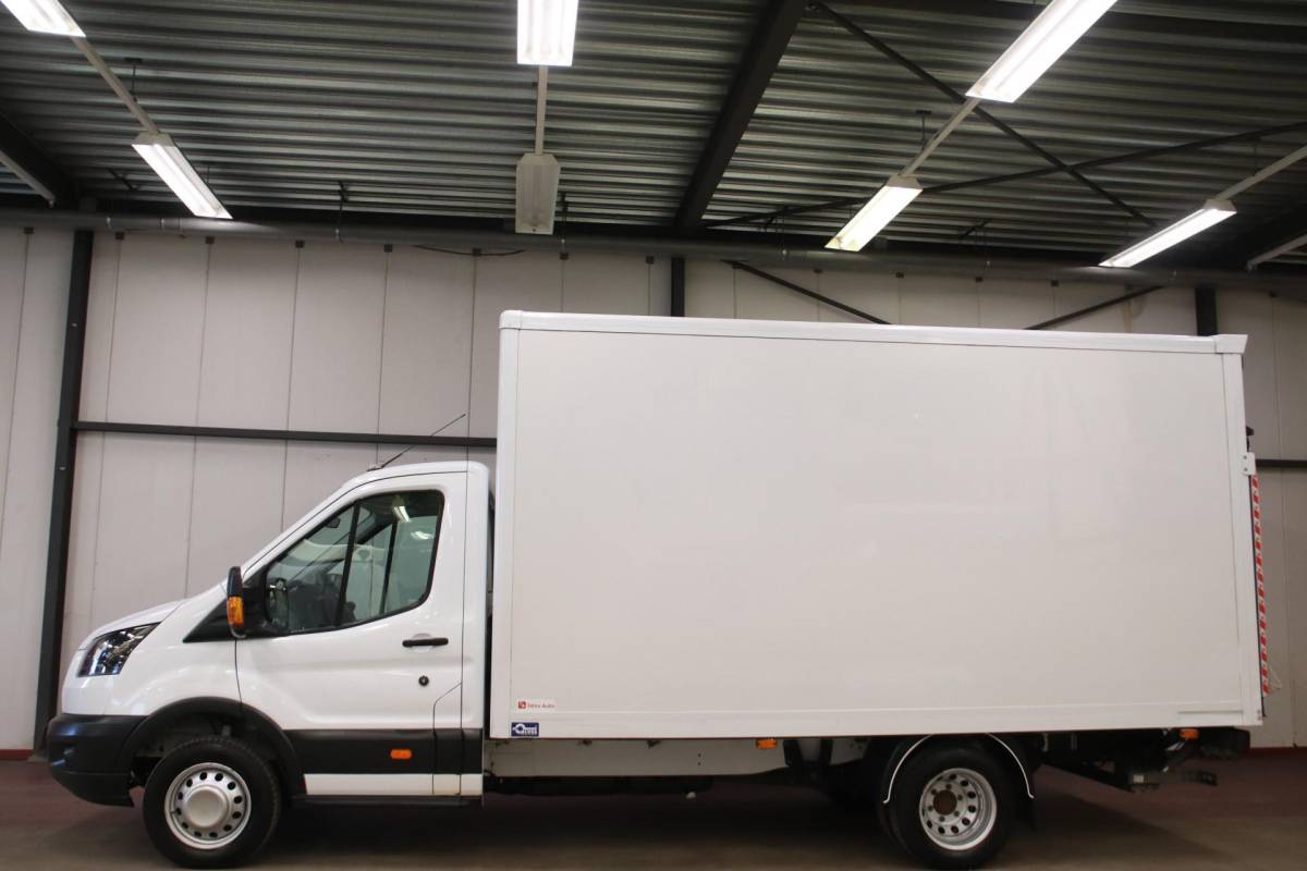 Ford Transit Ford Transit 2.0 TDCI BAKWAGEN MET LAADKLEP EURO 6