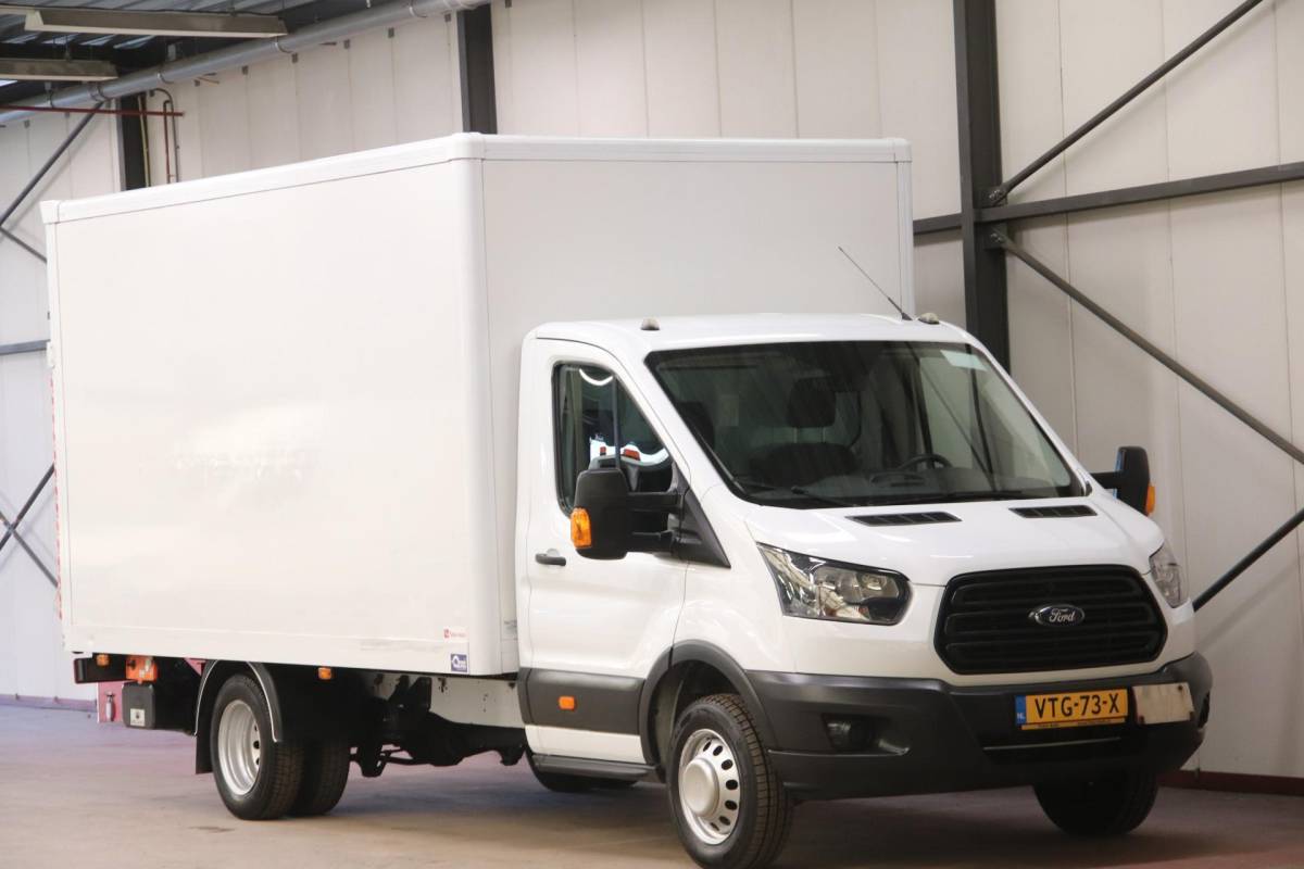 Ford Transit Ford Transit 2.0 TDCI BAKWAGEN MET LAADKLEP EURO 6