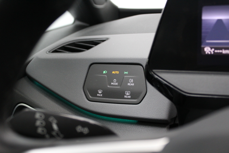 Volkswagen ID.3 Volkswagen ID.3 Pro 58 kWh 146PK, RIJKLAAR | SOH 95% |  STUUR/STOELVERWARMING | SFEERVERLICHTING | CARPLAY