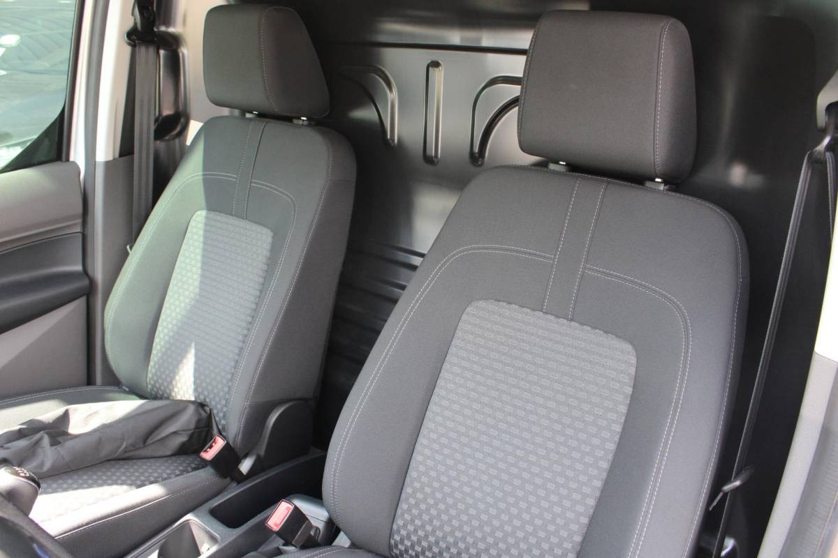 Ford Transit Connect Ford Transit Connect 1.5 EcoBlue L2 Trend | Trekhaak Afneembaar | Airco | Nette Auto! | Parkeersensoren |