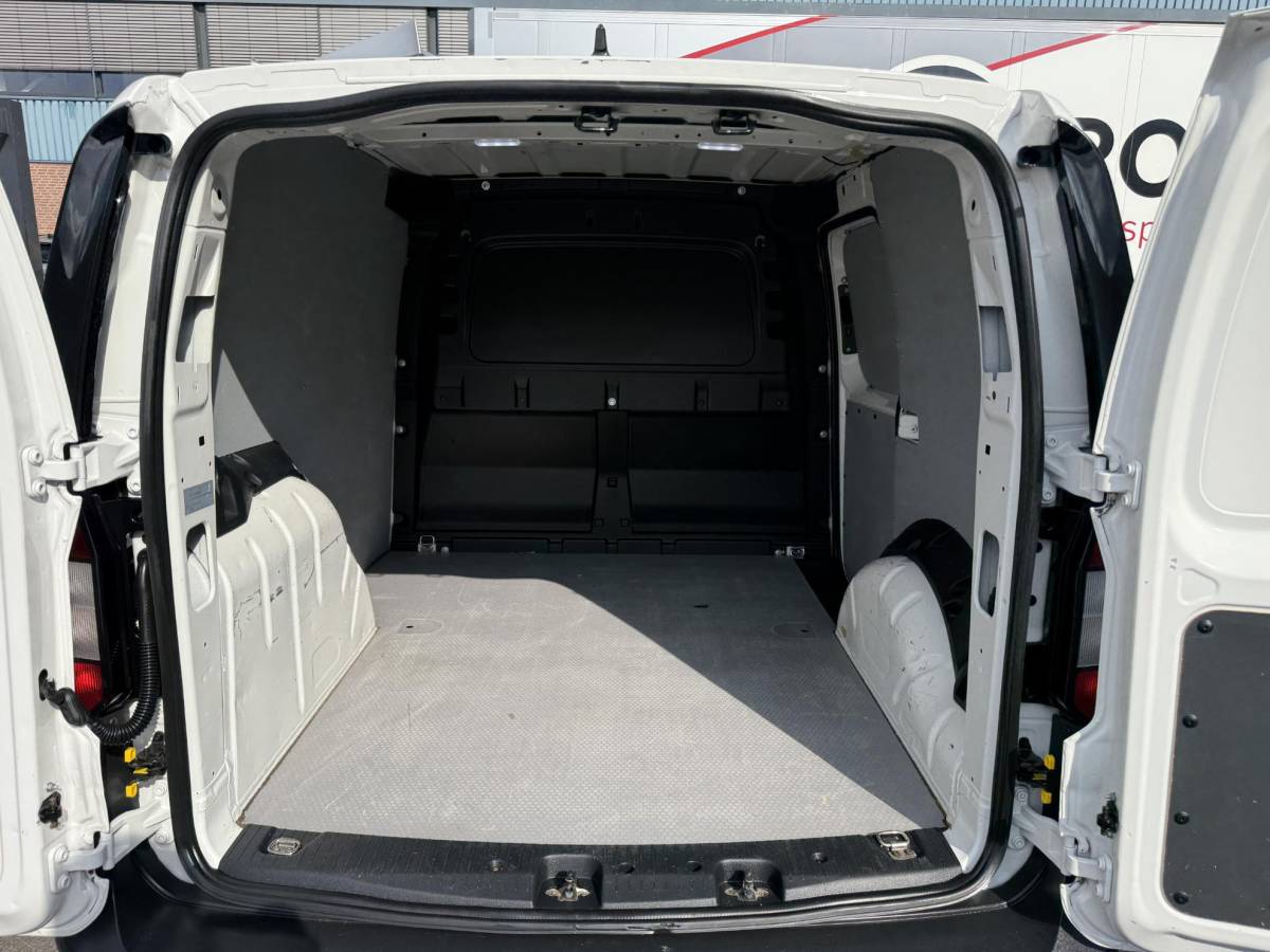 Volkswagen Caddy Volkswagen Caddy Cargo 2.0 TDI Comfort Camera, PDC, Armsteun Carplay