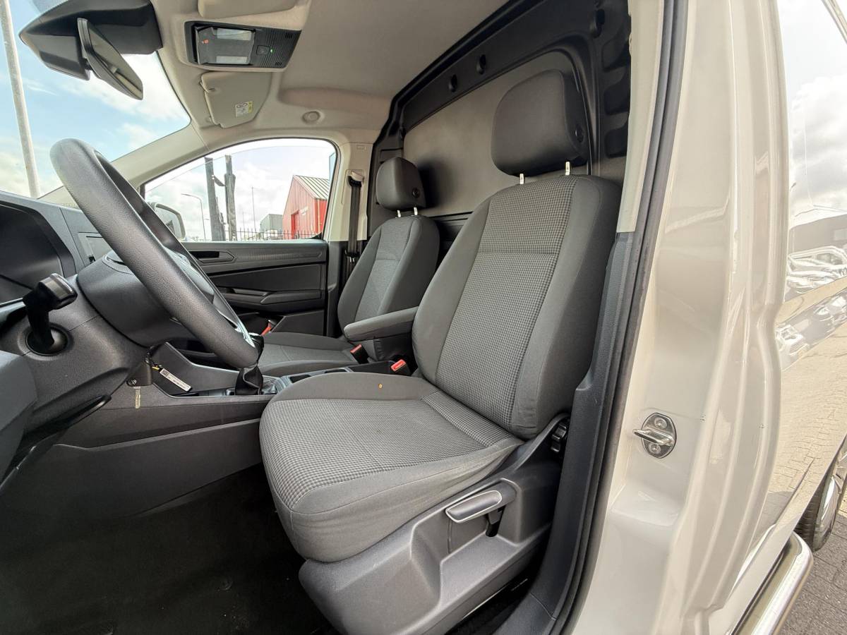 Volkswagen Caddy Volkswagen Caddy Cargo 2.0 TDI Comfort Camera, PDC, Armsteun Carplay