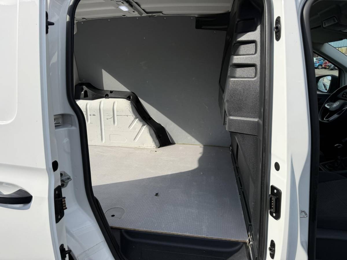 Volkswagen Caddy Volkswagen Caddy Cargo 2.0 TDI Comfort Camera, PDC, Armsteun Carplay