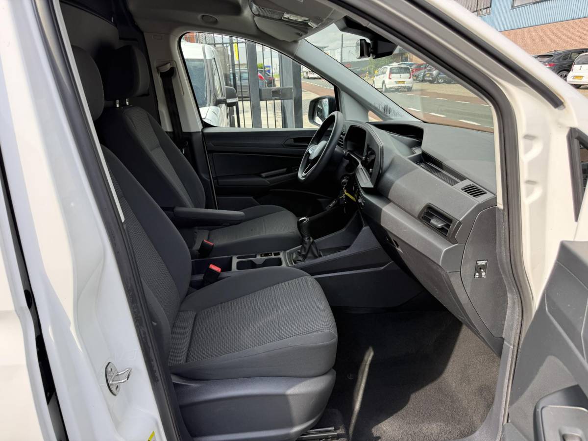 Volkswagen Caddy Volkswagen Caddy Cargo 2.0 TDI Comfort Camera, PDC, Armsteun Carplay