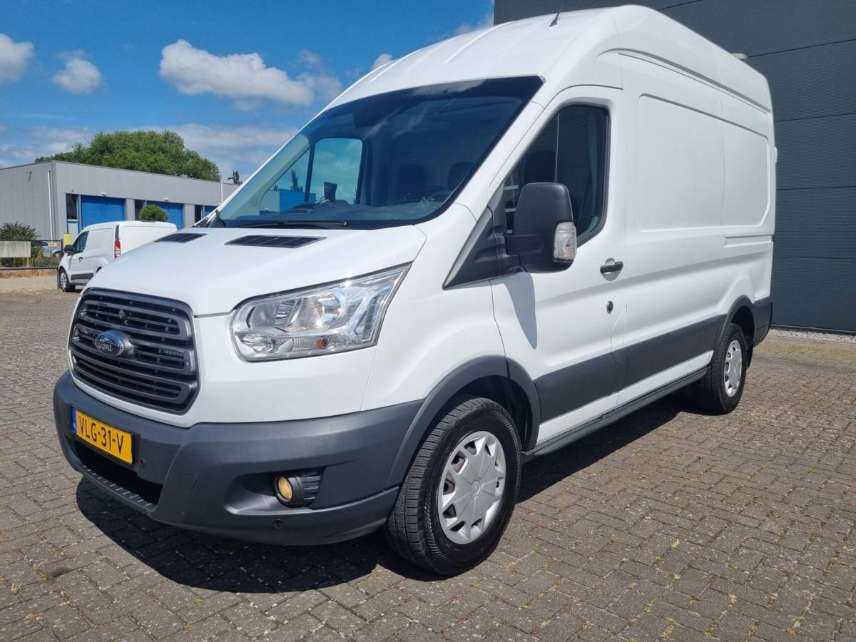 Ford Transit Ford Transit 2.0 TDCI L2H2 Airco Cruise 130pk 2750kg trek