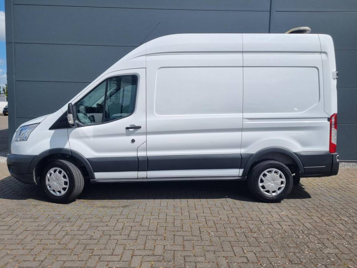 Ford Transit Ford Transit 2.0 TDCI L2H2 Airco Cruise 130pk 2750kg trek