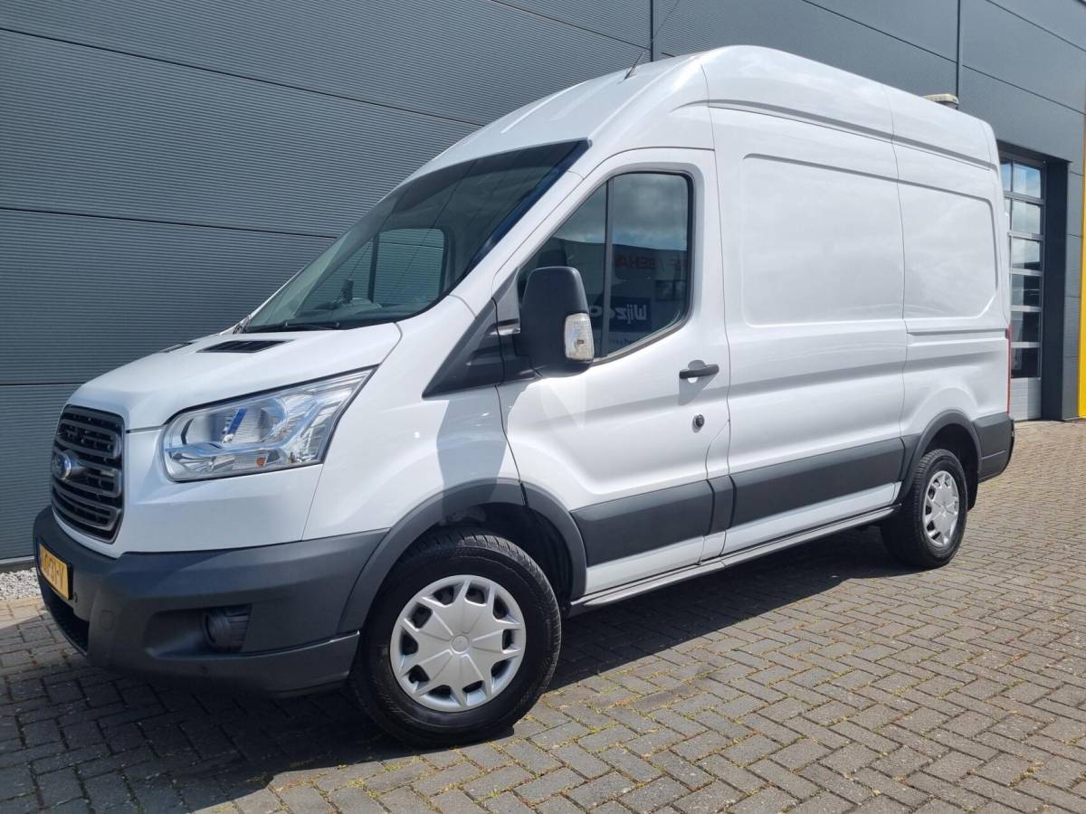 Ford Transit Ford Transit 2.0 TDCI L2H2 Airco Cruise 130pk 2750kg trek