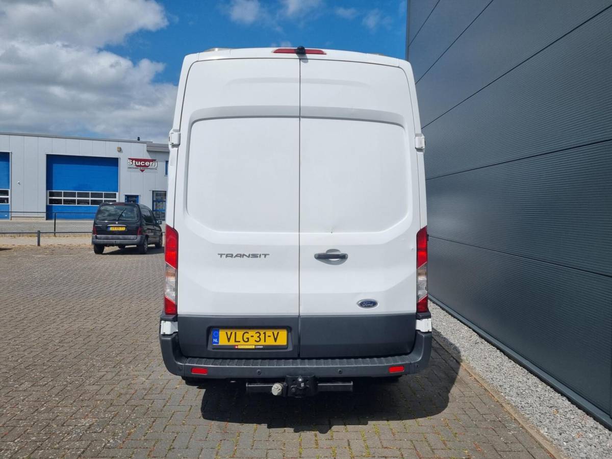 Ford Transit Ford Transit 2.0 TDCI L2H2 Airco Cruise 130pk 2750kg trek