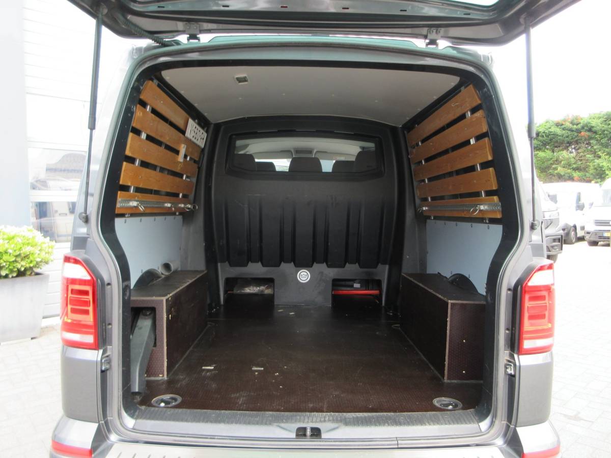 Volkswagen Transporter Volkswagen Transporter 2.0tdi, L2, 204pk, Marge auto, DC, Dubbel Cabine, Highline, Navigatie, Xenon, LED,.