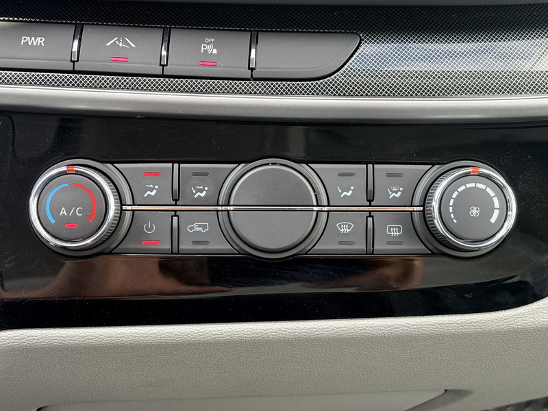 Maxus eDeliver9 Maxus eDeliver 9 89 kWh 204PK L3H2 Elektrische Koelwagen Vriezer Dual Thermo King -22°C/22°C Camera Cruise Control Apple Carplay Parkeersensoren Koel Koeler Kühl Kühler Kühlwagen Kühlkasten Frigo Vries