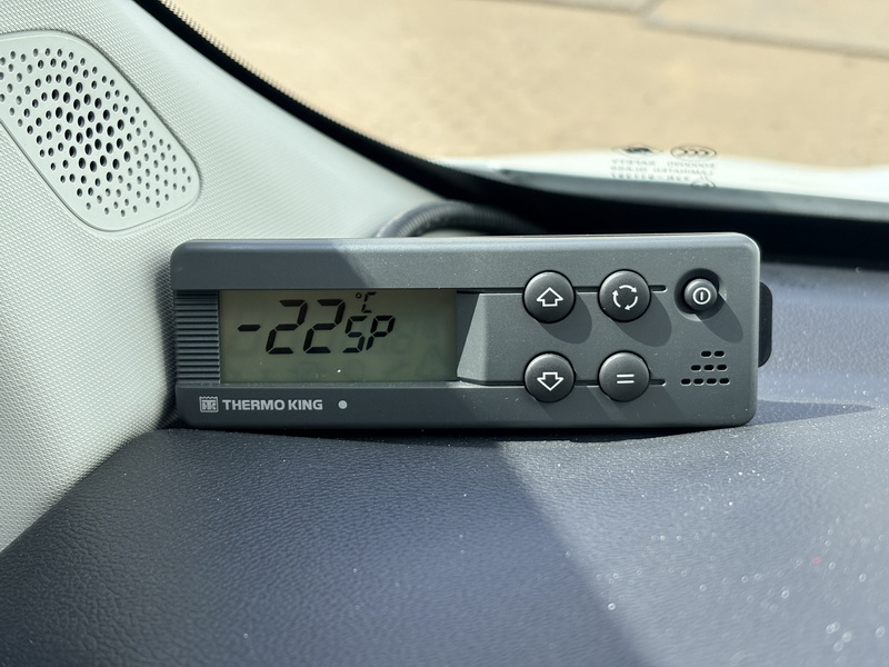 Maxus eDeliver9 Maxus eDeliver 9 89 kWh 204PK L3H2 Elektrische Koelwagen Vriezer Dual Thermo King -22°C/22°C Camera Cruise Control Apple Carplay Parkeersensoren Koel Koeler Kühl Kühler Kühlwagen Kühlkasten Frigo Vries