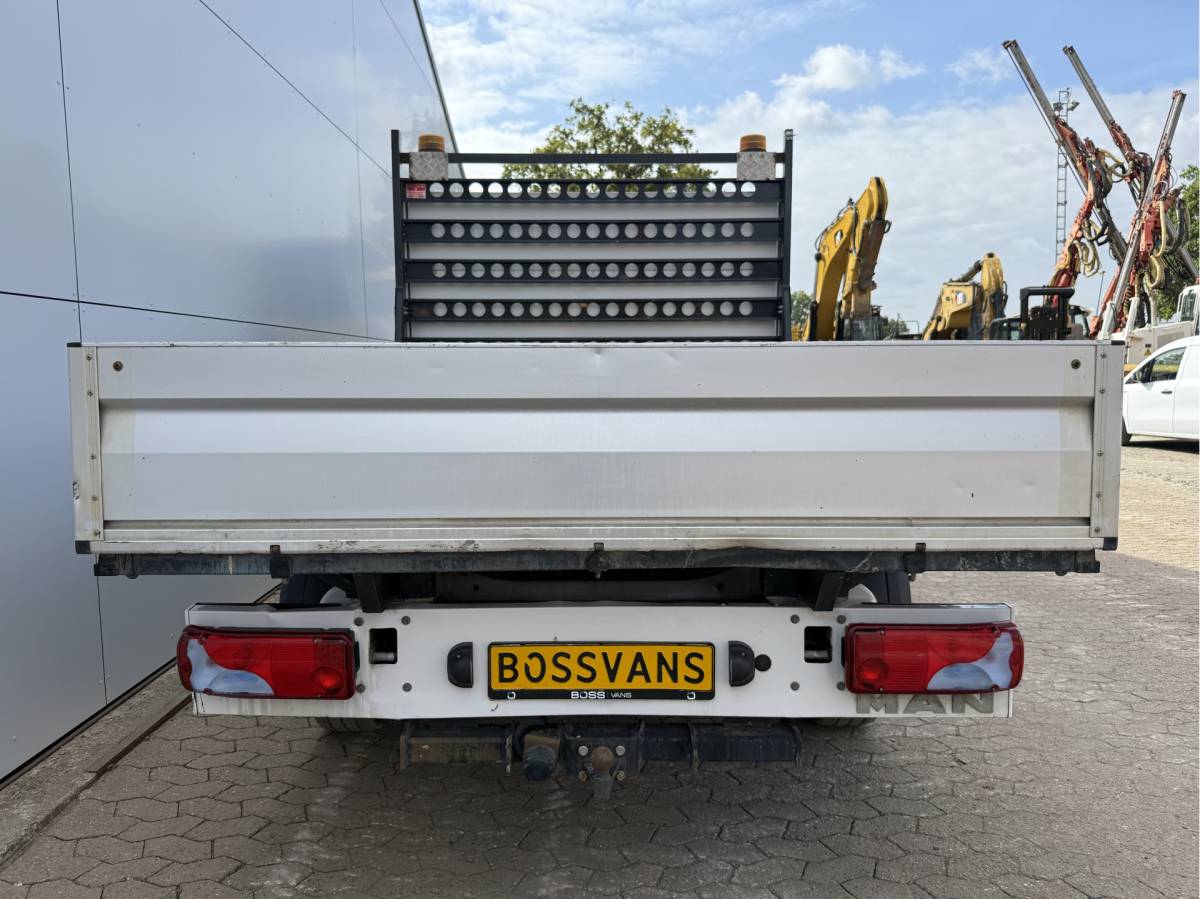 MAN TGE Man TGE 3.140 2.0 TDI Automaat Open Laadbak Dubbele cabine 6-persoons Airco Trekhaak Navigatie Carplay Pritische Pickup Open Box