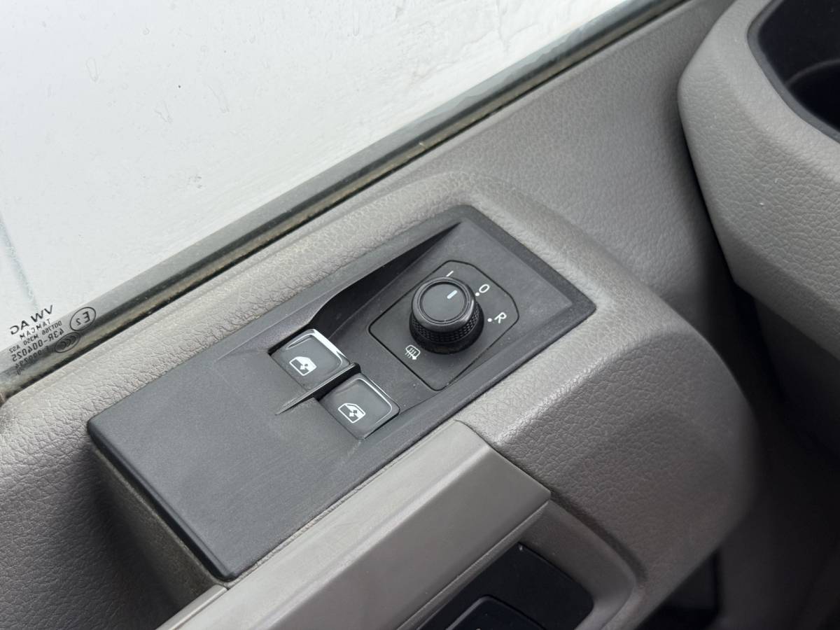 MAN TGE Man TGE 3.140 2.0 TDI Automaat Open Laadbak Dubbele cabine 6-persoons Airco Trekhaak Navigatie Carplay Pritische Pickup Open Box