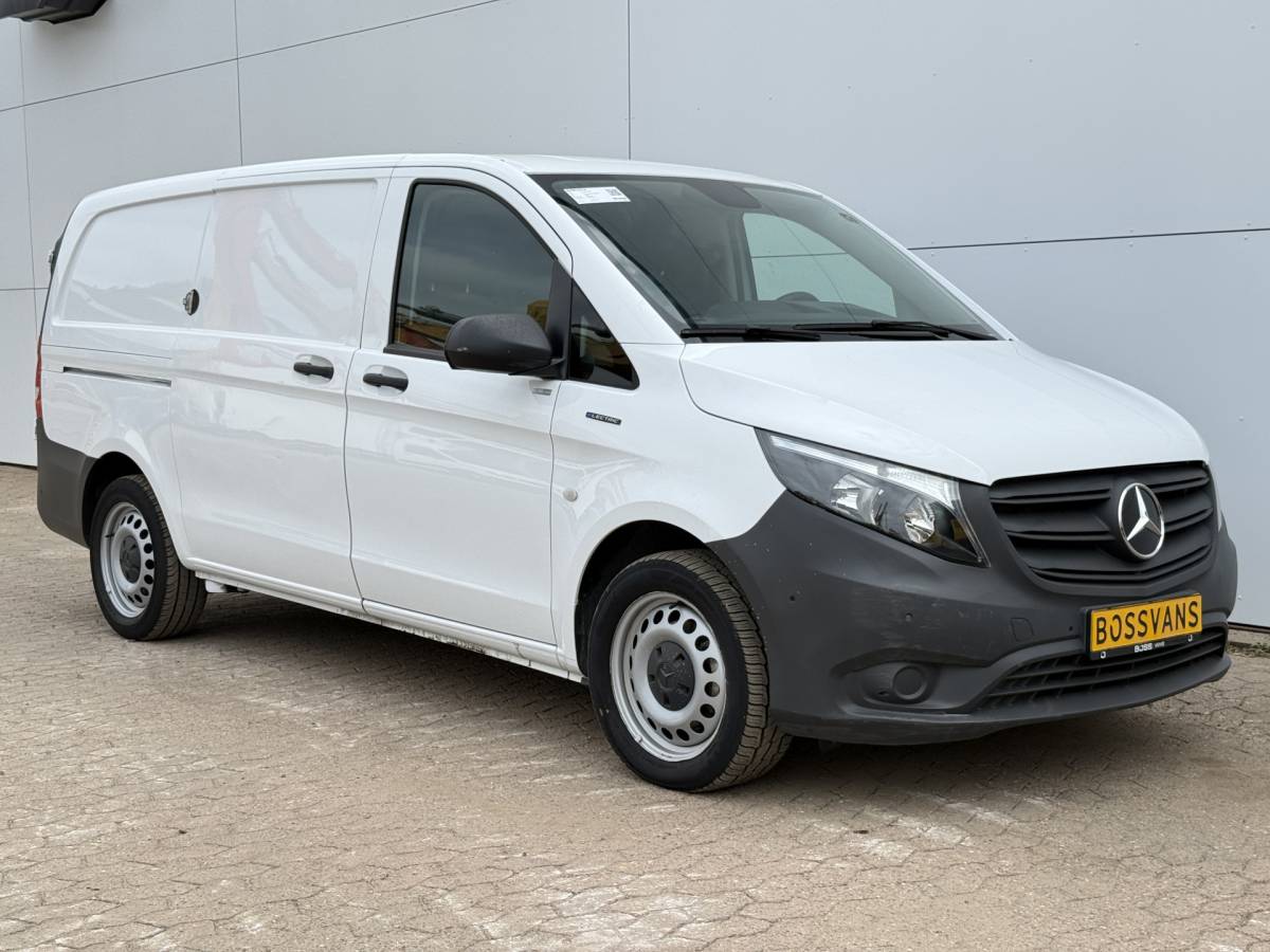 Mercedes-Benz eVito Mercedes-Benz eVito 112 66 kWh 280km WLTP 97% (SOH) Snelladen L2H1 Climate Control Cruise Control Carplay Camera Stoelverwarming