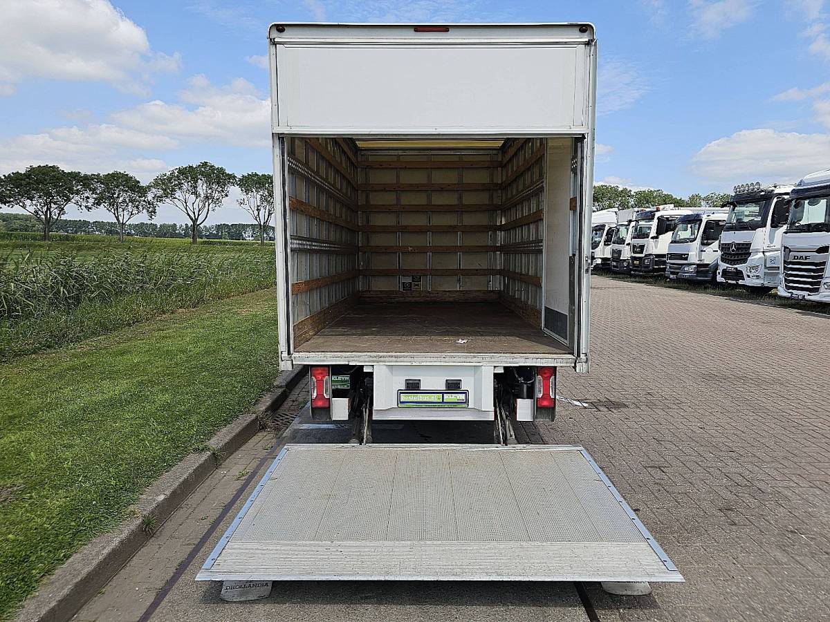 Iveco Daily IVECO DAILY 35S14       bakwagen laadklep!