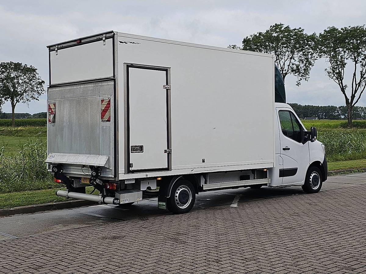 Renault Master RENAULT MASTER 2.3 bakwagen laadklep